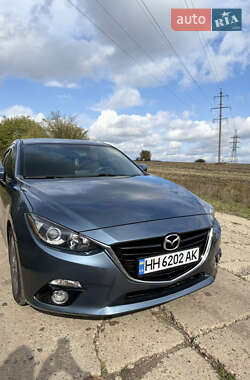 Mazda 3  2016
