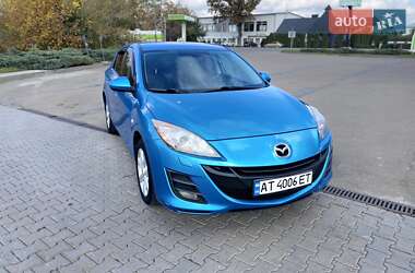 Mazda 3  2010