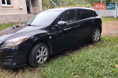Mazda 3  2010