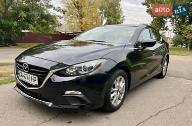 Mazda 3  2015