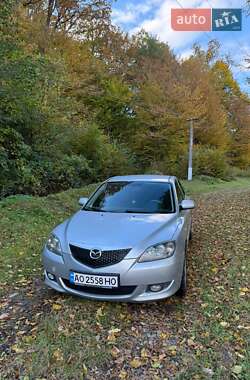Mazda 3  2005