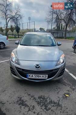 Mazda 3  2010