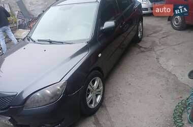 Mazda 3  2005