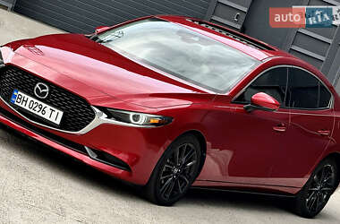 Mazda 3  2019