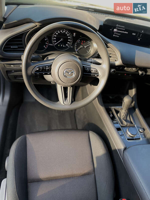 Седан Mazda 3 2023 в Виннице