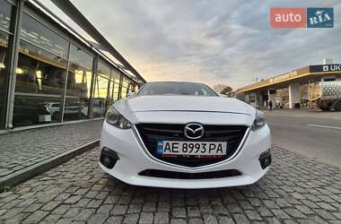 Mazda 3 2016