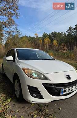 Mazda 3  2009