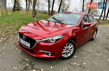 Mazda 3  2017