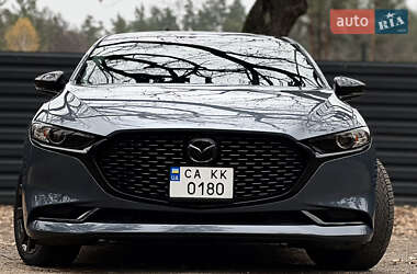 Mazda 3  2022