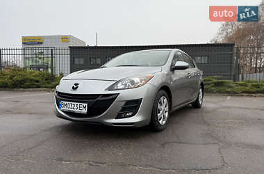 Mazda 3  2010
