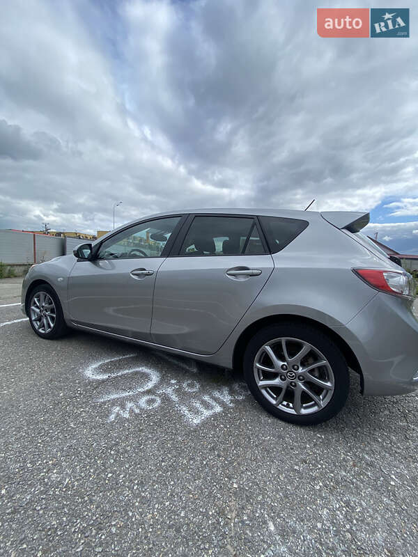Хэтчбек Mazda 3 2012 в Виннице