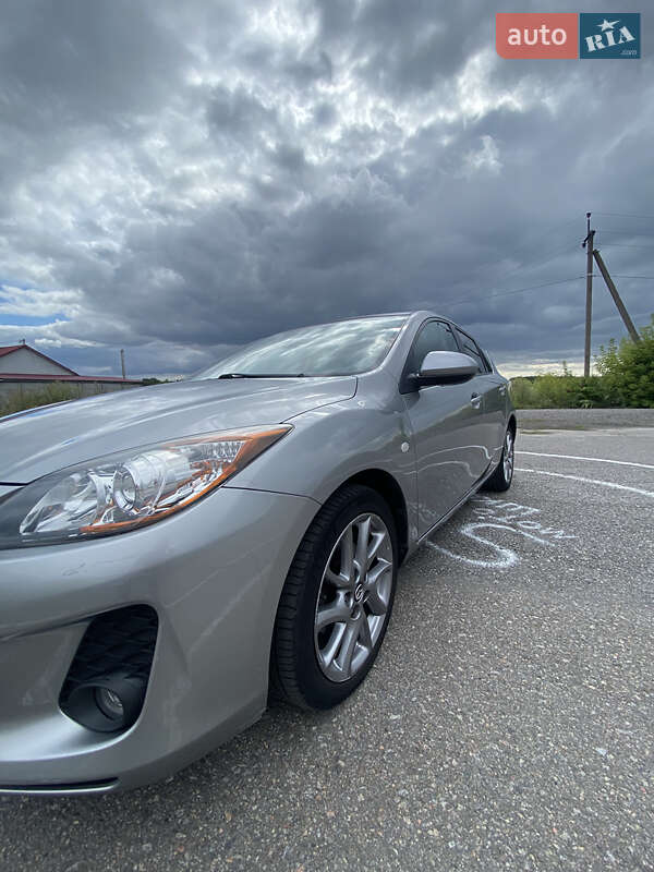 Хэтчбек Mazda 3 2012 в Виннице