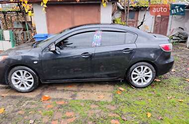 Седан Mazda 3 2010 в Мукачевому