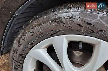 Седан Mazda 3 2010 в Мукачевому