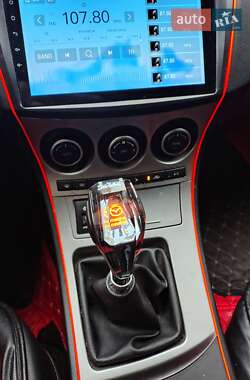 Седан Mazda 3 2010 в Мукачевому