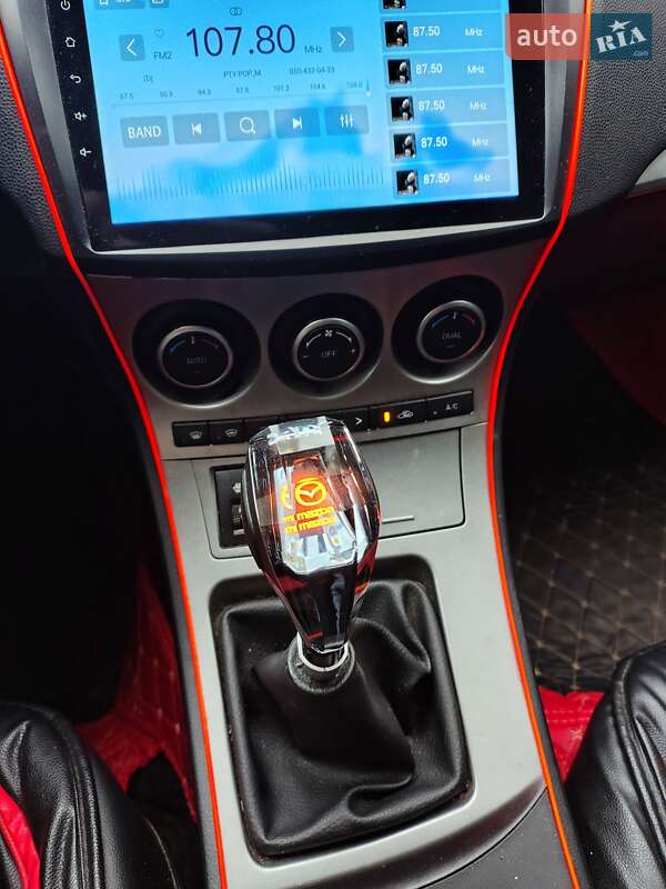 Седан Mazda 3 2010 в Мукачевому