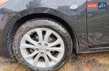 Седан Mazda 3 2010 в Мукачевому