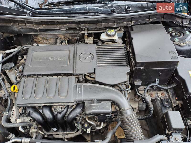 Седан Mazda 3 2010 в Мукачевому