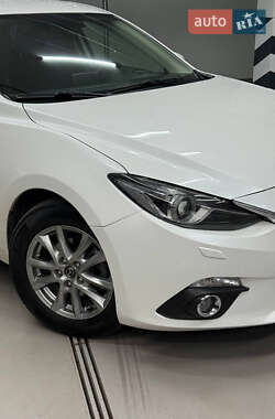 Mazda 3 2015