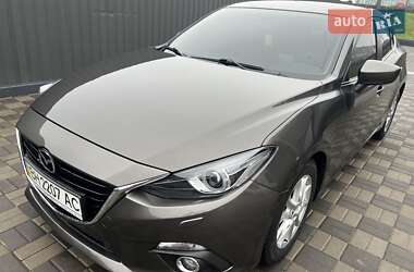 Mazda 3 2016