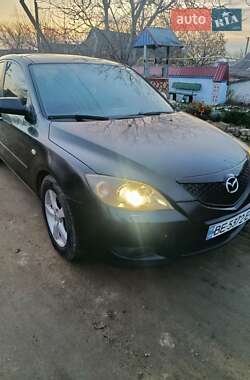 Mazda 3  2004