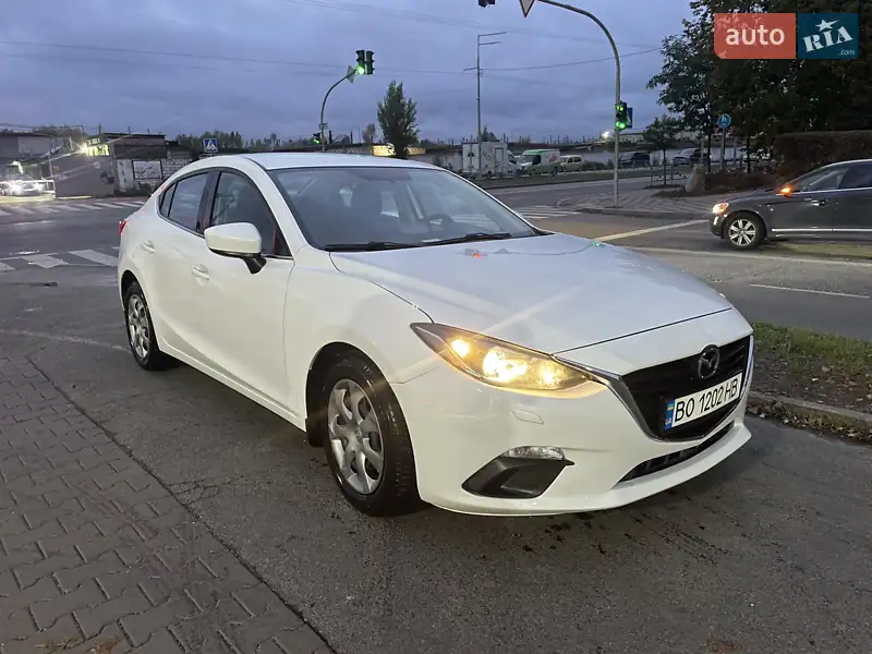 Mazda 3 2015
