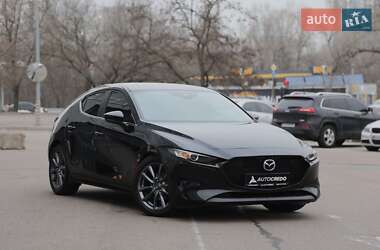 Mazda 3 2019