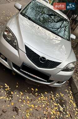 Mazda 3  2003