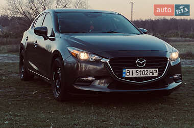 Mazda 3  2017
