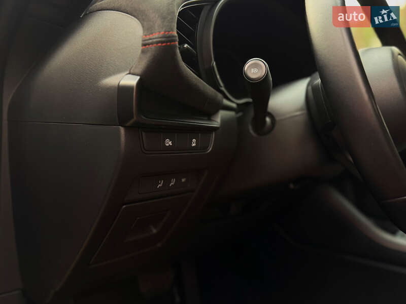 Хэтчбек Mazda 3 2024 в Днепре фото 26 Хэтчбек Mazda 3 2024 в Днепре