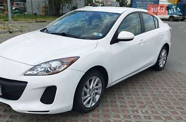 Mazda 3  2012