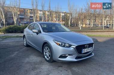 Mazda 3  2018
