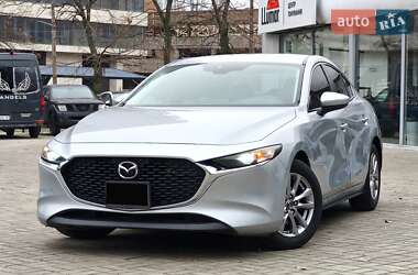 Mazda 3  2019