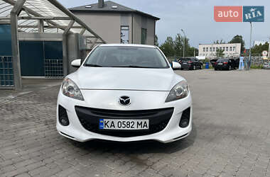 Mazda 3  2012