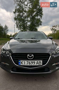 Mazda 3  2017
