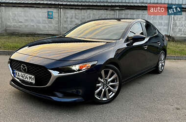Mazda 3  2020