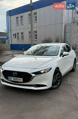 Mazda 3  2019
