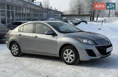 Mazda 3  2010