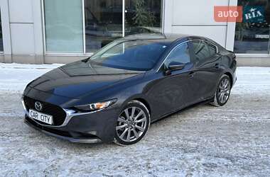 Mazda 3  2020