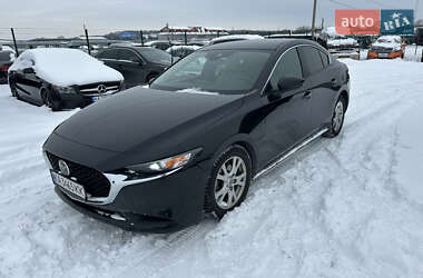 Mazda 3  2019