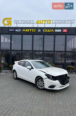Mazda 3  2013