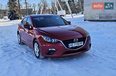 Mazda 3 2016