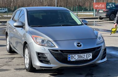 Mazda 3  2011
