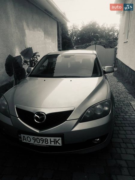 Хетчбек Mazda 3 2007 в Мукачевому