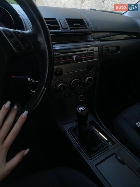 Хетчбек Mazda 3 2007 в Мукачевому