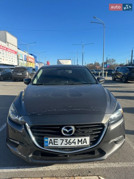Хэтчбек Mazda 3 2017 в Днепре