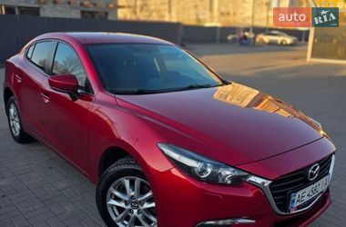 Mazda 3  2016