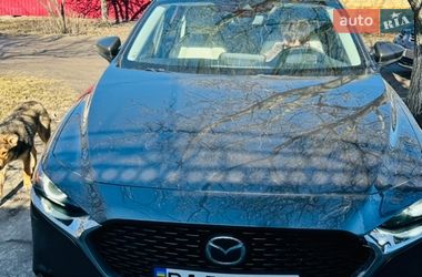 Mazda 3  2019