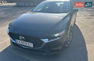 Mazda 3  2019
