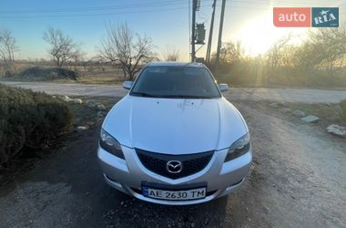 Mazda 3  2004